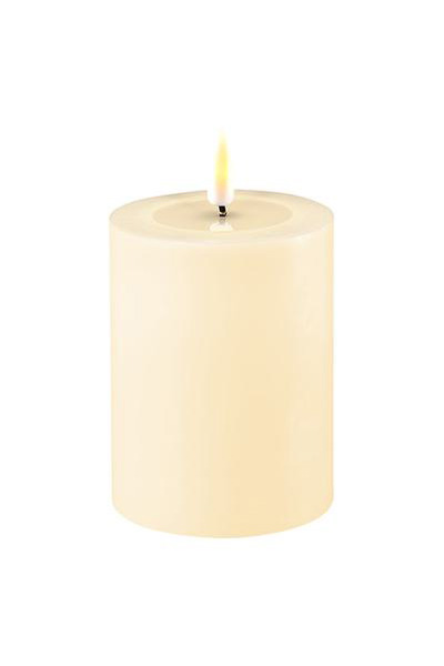 LED candle 7.5 x 10 cm | Ivory | 3D Flame | Deluxe HomeArt